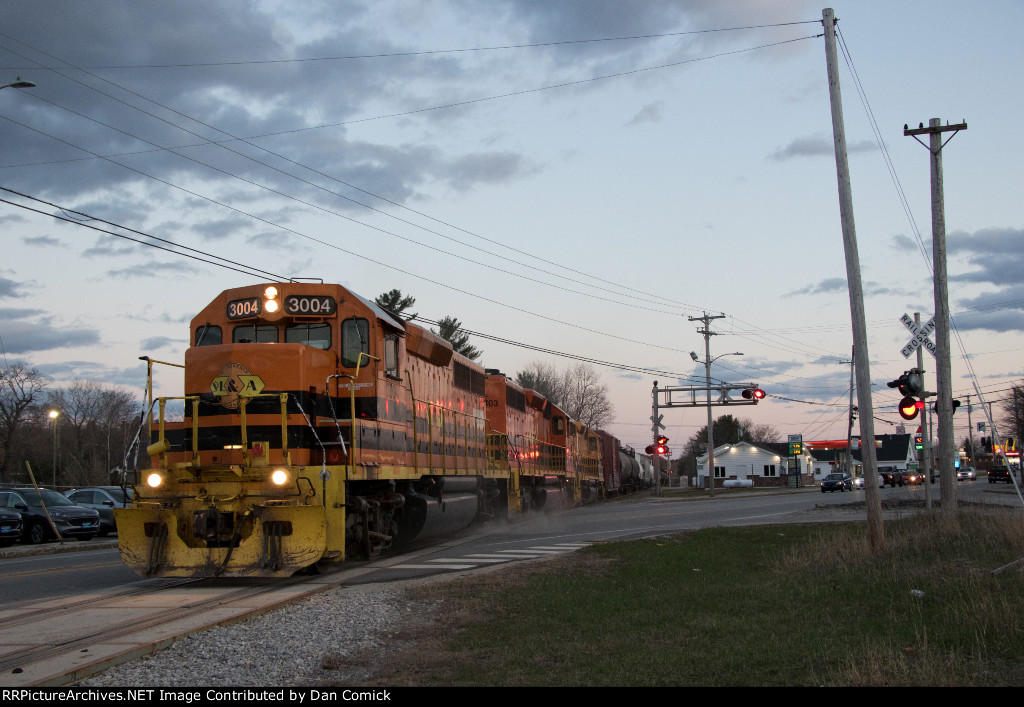 SLR 3004 Leads 393 at Rt. 26 in South Paris